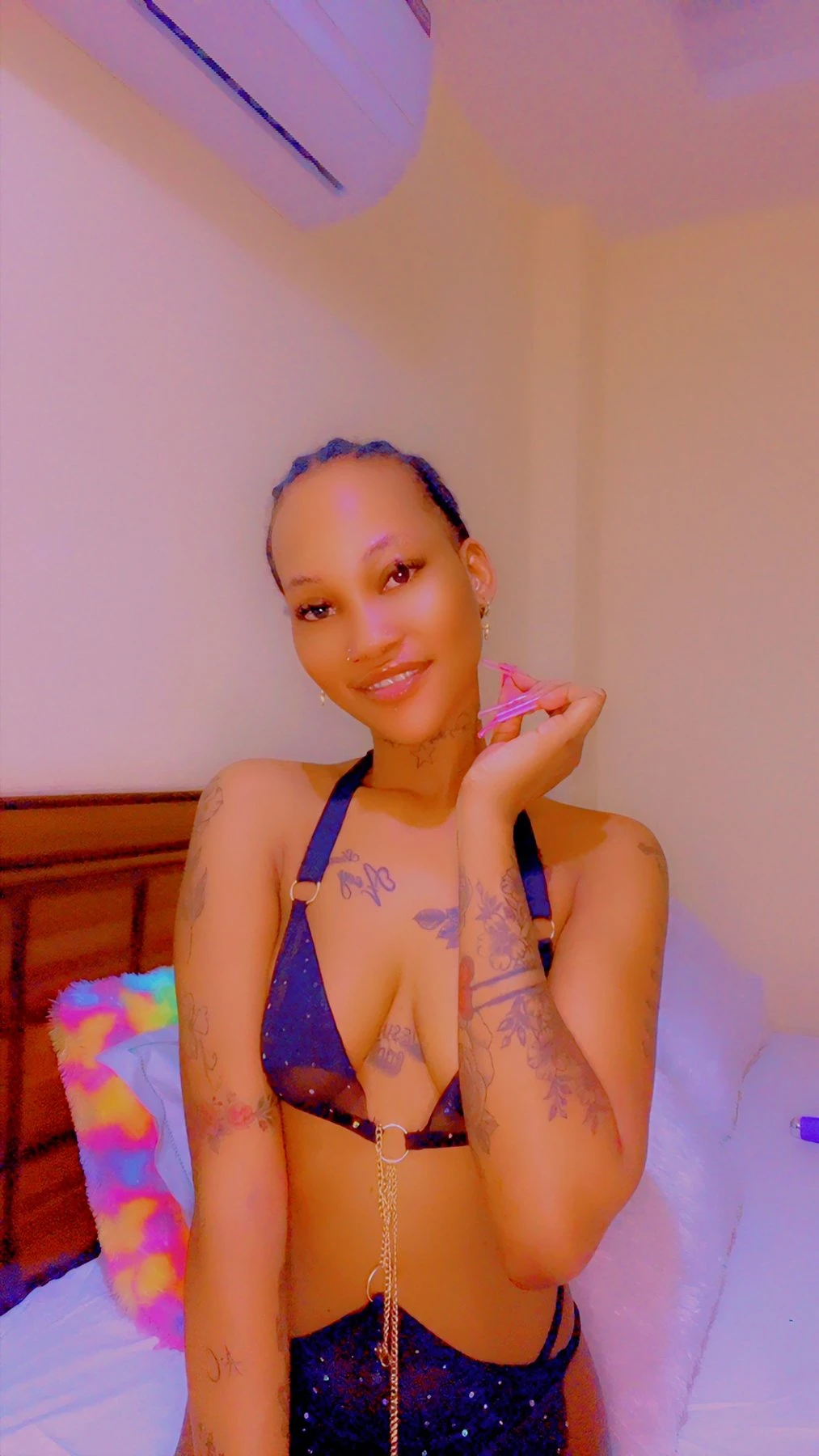 queen of BDSM Service sand slave &GFE – Namibian escort in Gurgaon — 4 / 13