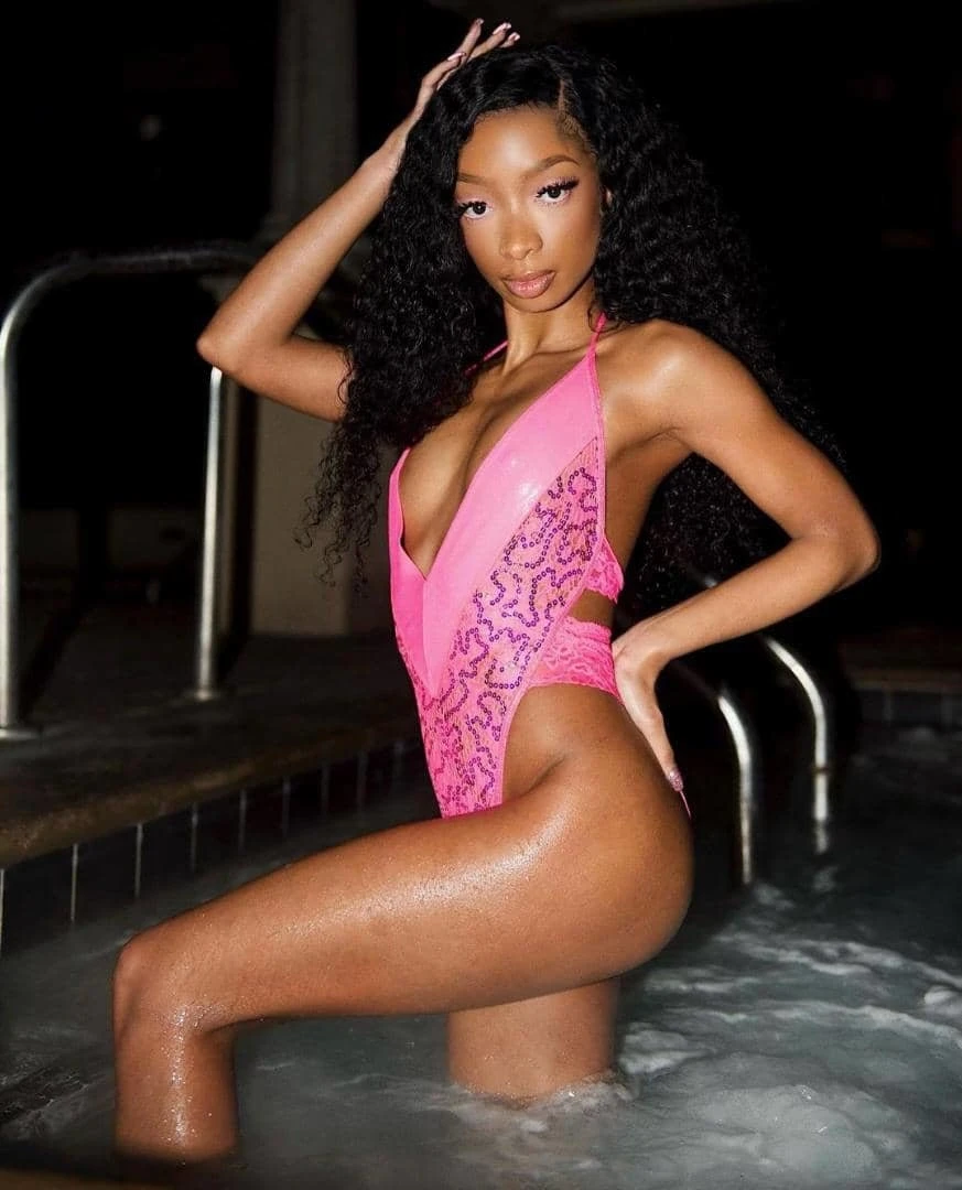 Bella – Congolese escort in Beirut — 3 / 6