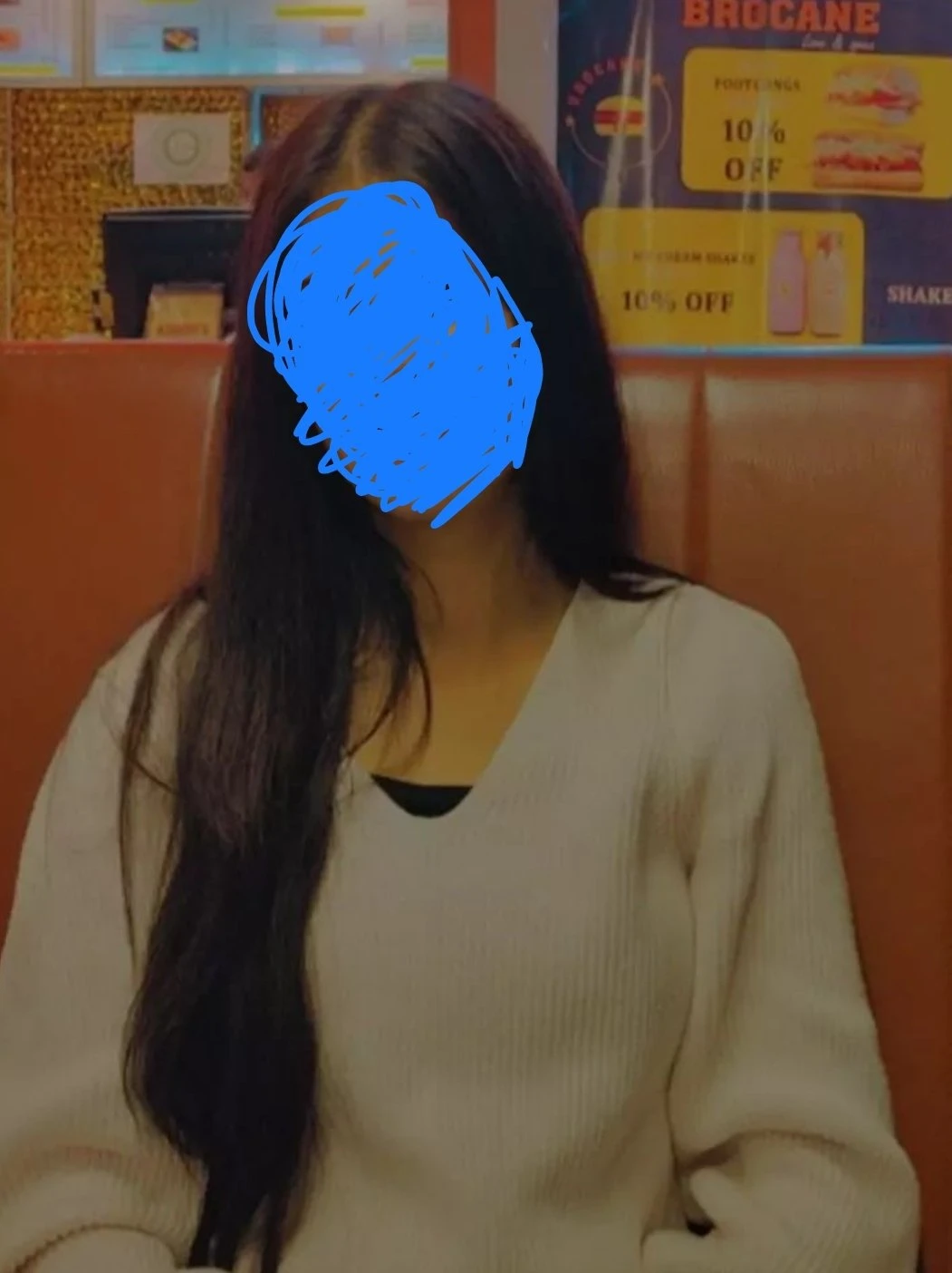 Priya Sharma – Indian escort in Mumbai — 5 / 7