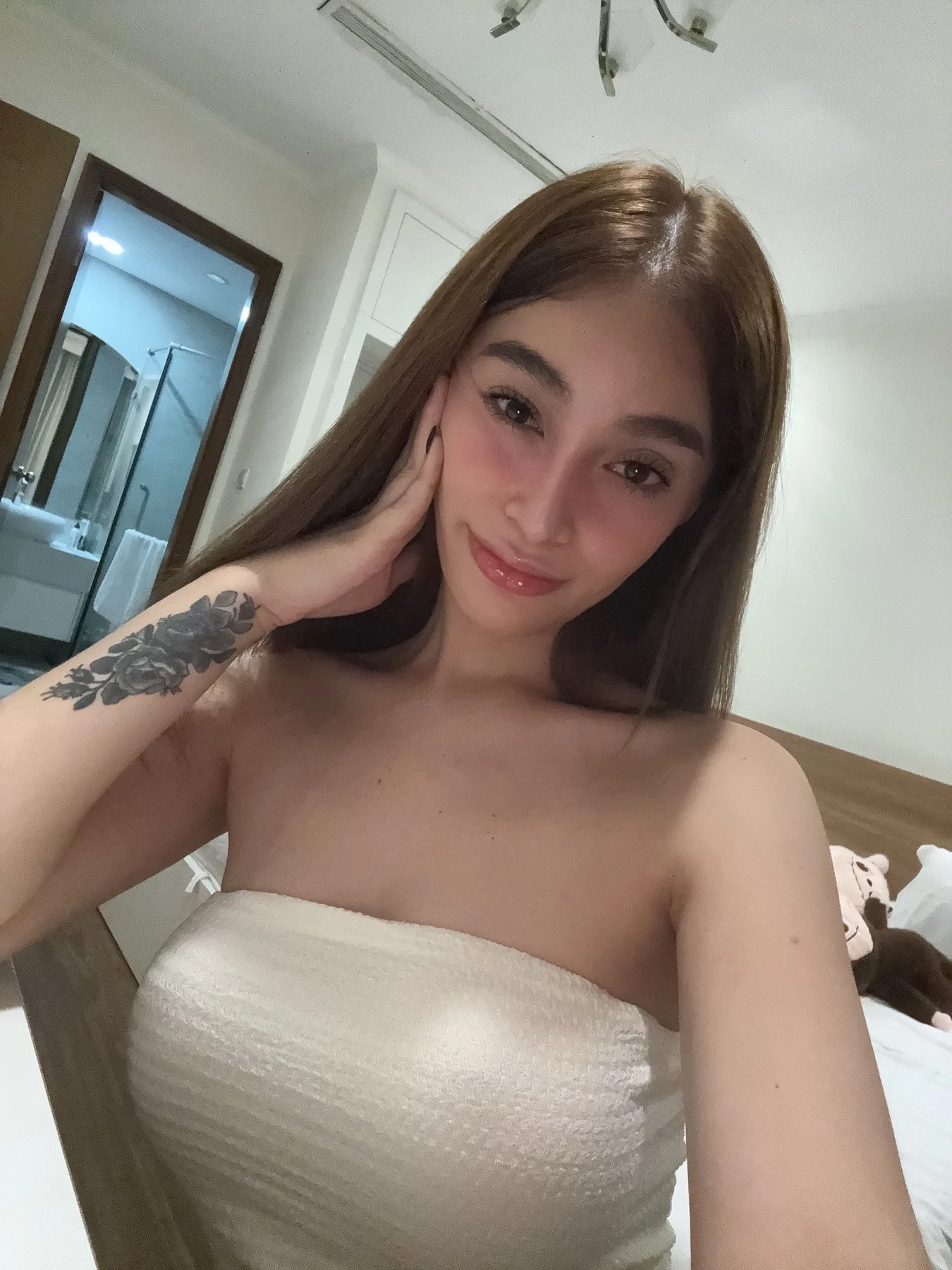 DEIA – Ukrainian escort in Casablanca — 5 / 7