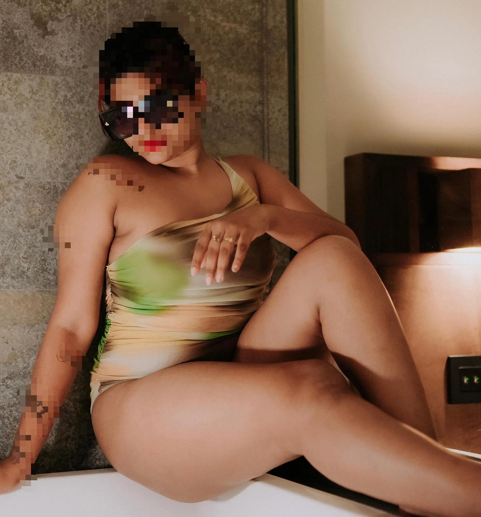Shenaya young petty Girl – Sri Lankan escort in Colombo — 16 / 27