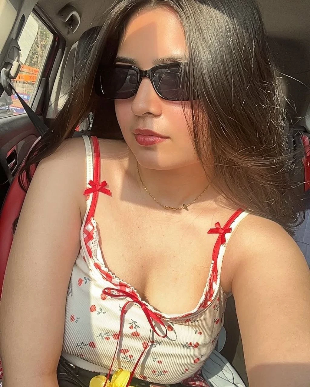 Diya – Indian escort in Hyderabad — 6 / 7