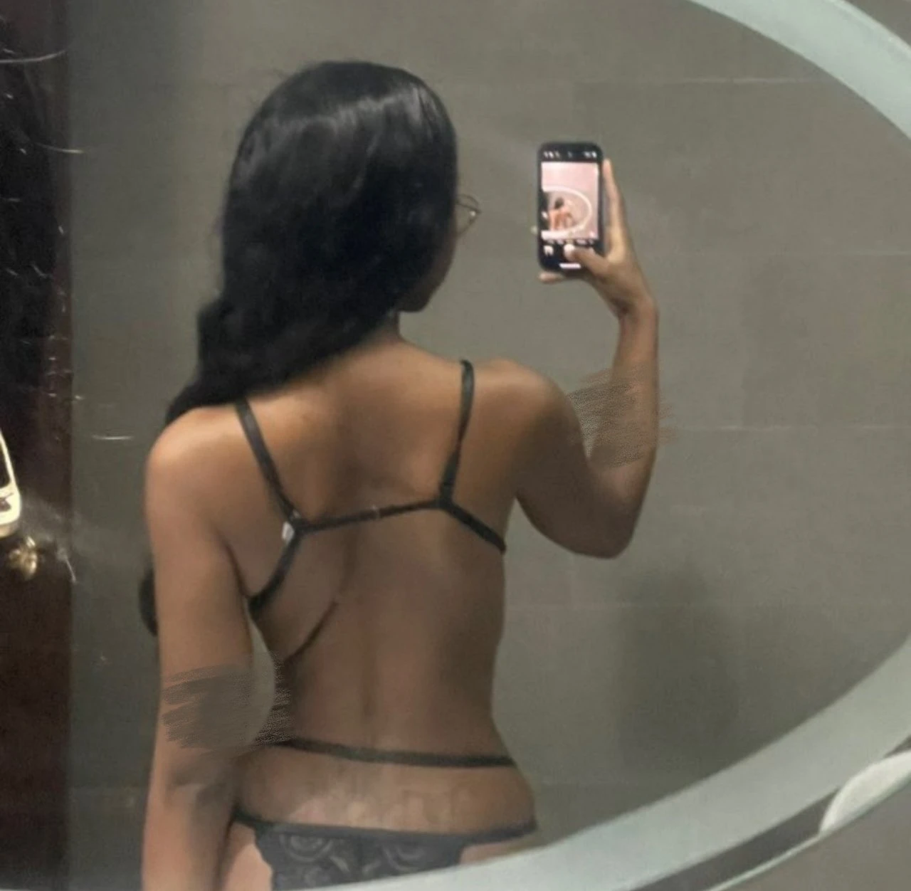 French Tiara – French escort in Seoul — 10 / 13