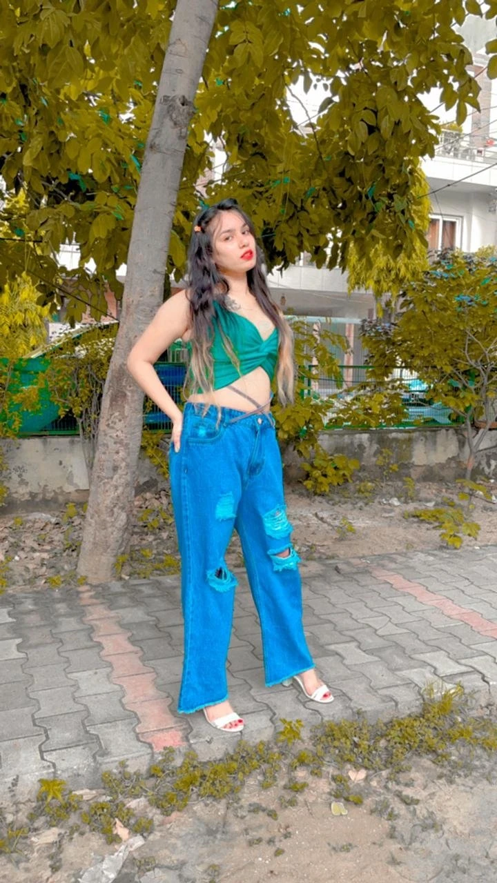 Majnu Ka Tilla Call Girls – Russian escort agency in New Delhi — 1 / 2
