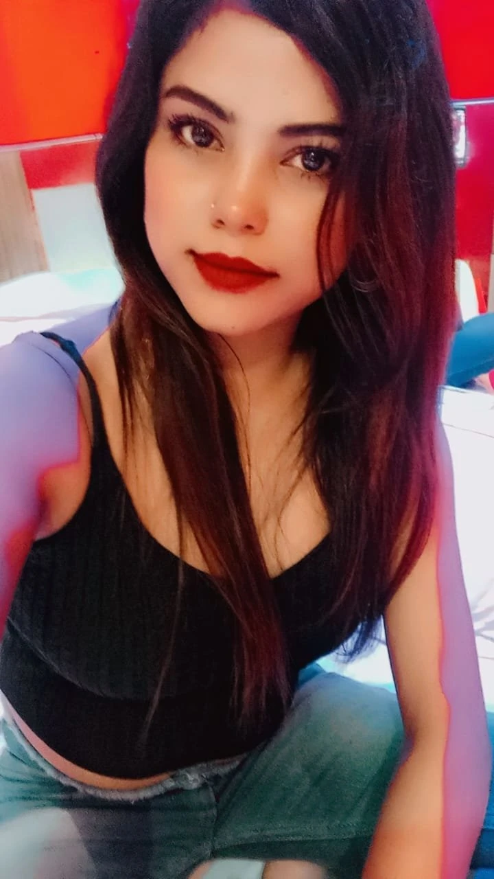 Full Educated & Genuine Somya Real Meet – Indian escort in Pune — 2 / 3