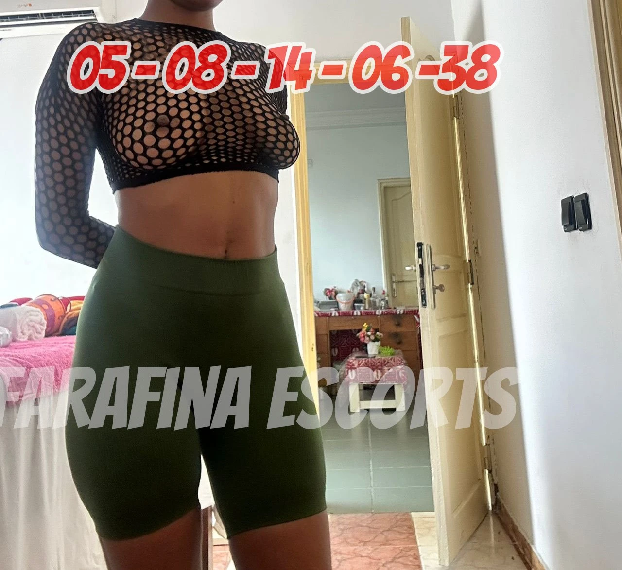 Catalena – Ivorian escort in Abidjan — 4 / 6