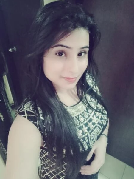 Mehwish Hayat – Pakistani escort in Islamabad — 4 / 9