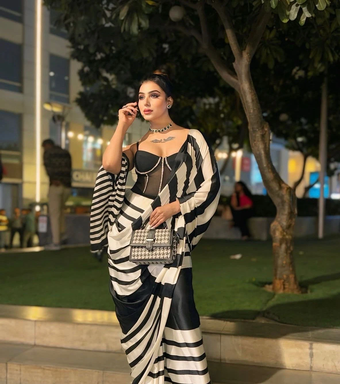 M’s Sana Khan ( Cam / Real) – Indian escort in New Delhi, Escort, New Delhi
