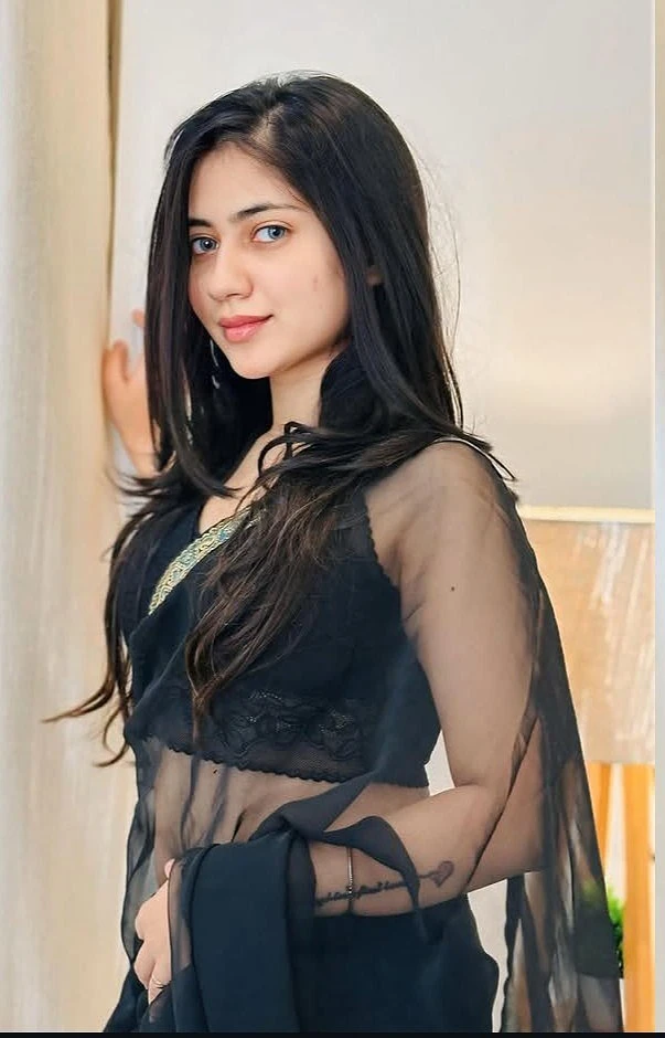 Dikshita – Indian escort in Mumbai — 3 / 4