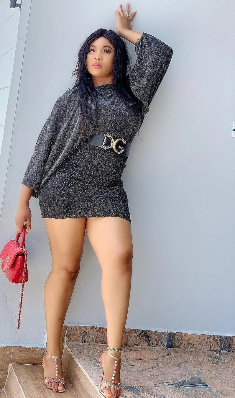Kind Witch – Gambian escort in Beirut — 9 / 10
