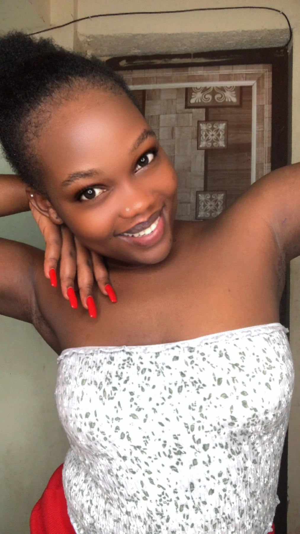 Ashley – Ugandan escort in Navi Mumbai — 4 / 6