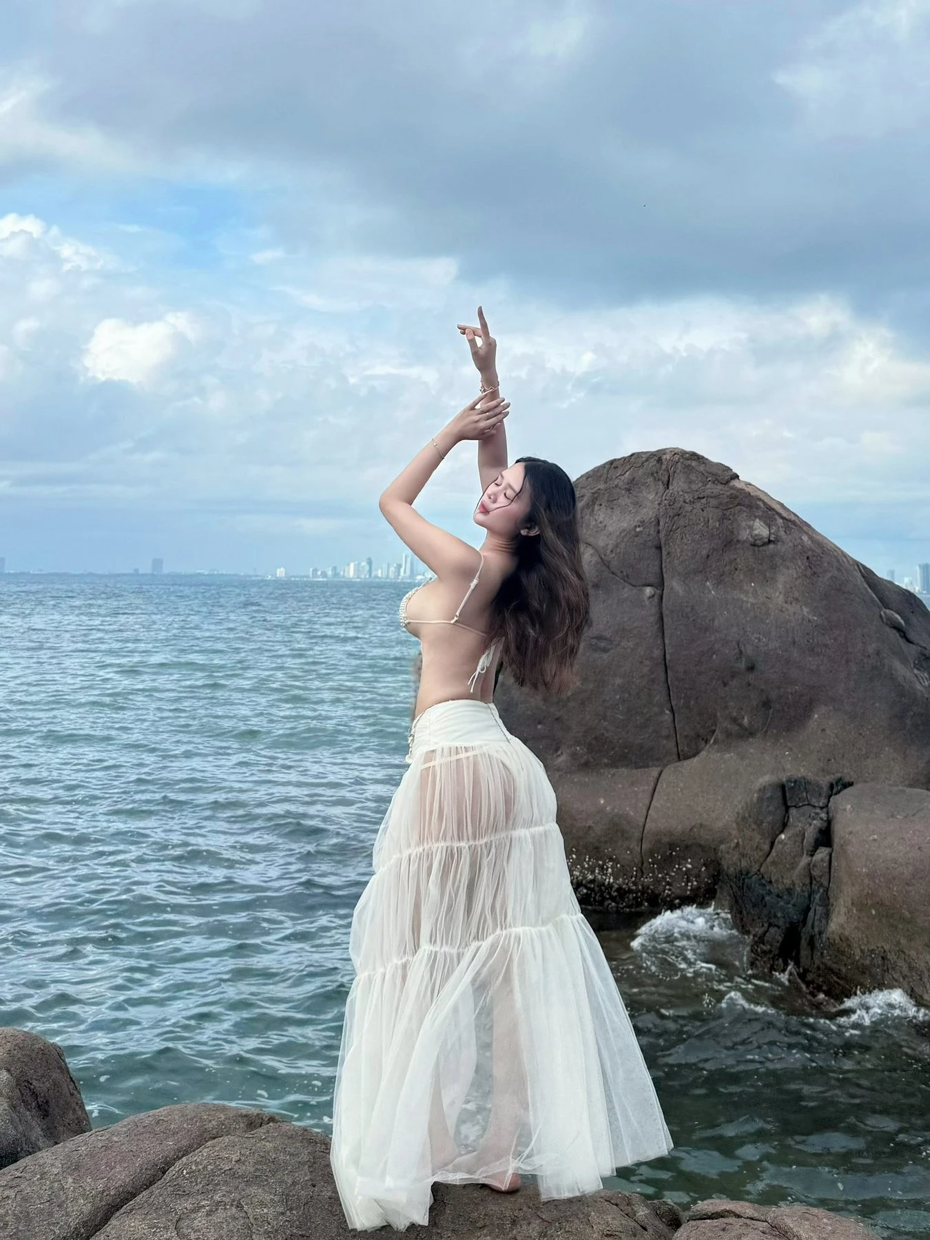Chan Pa – Thai escort in Maldives — 6 / 7
