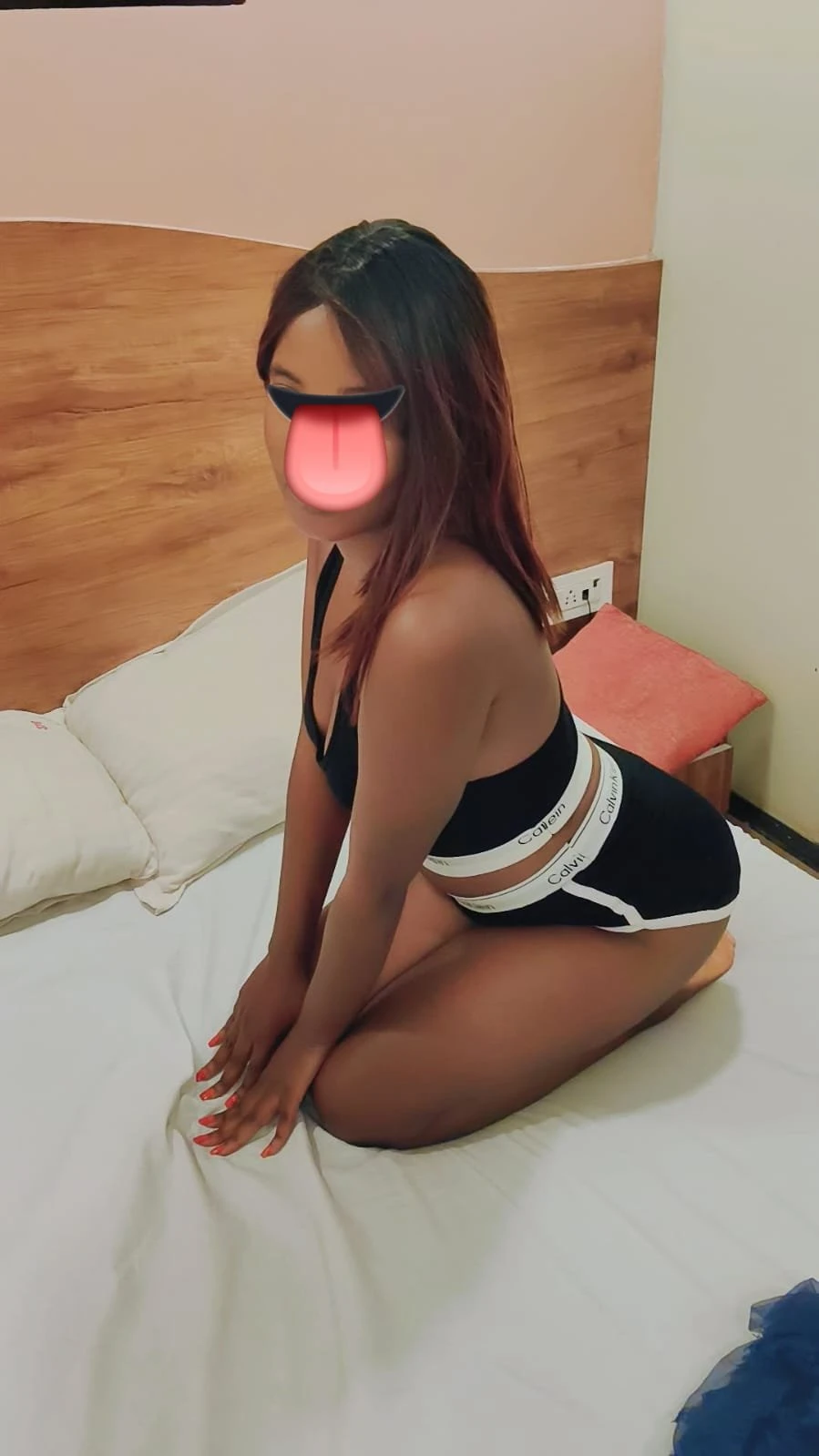 Juicy Jade Hot Chocolate Ass/Cum – South African escort in Pune — 3 / 10