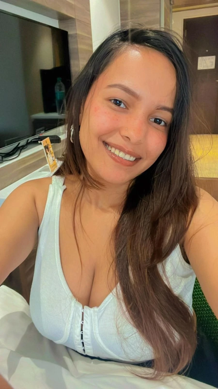 No Advance Cash on Delivery – Indian escort in Pune — 2 / 5