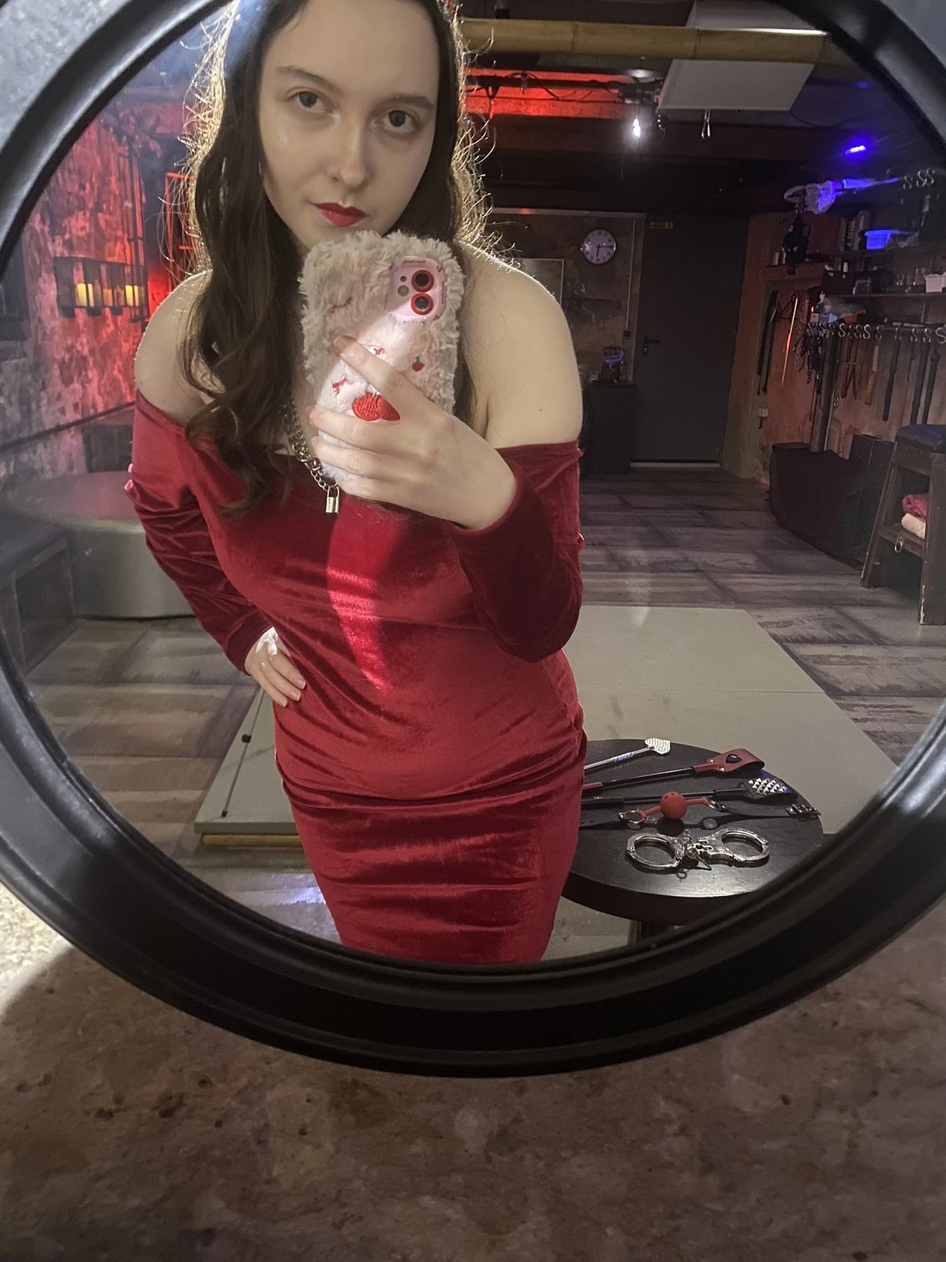 Madam Lira – Latvian dominatrix in Riga, Escort, Riga