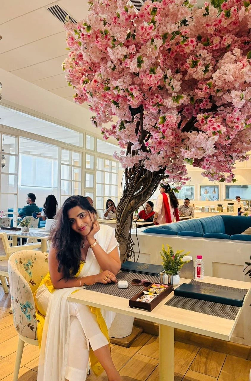 Am Indipendent Alone Nirusha – escort in Hyderabad — 2 / 4
