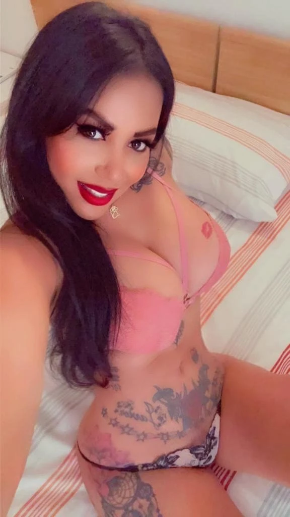Paola – Colombian escort in Malta, Escort, Malta
