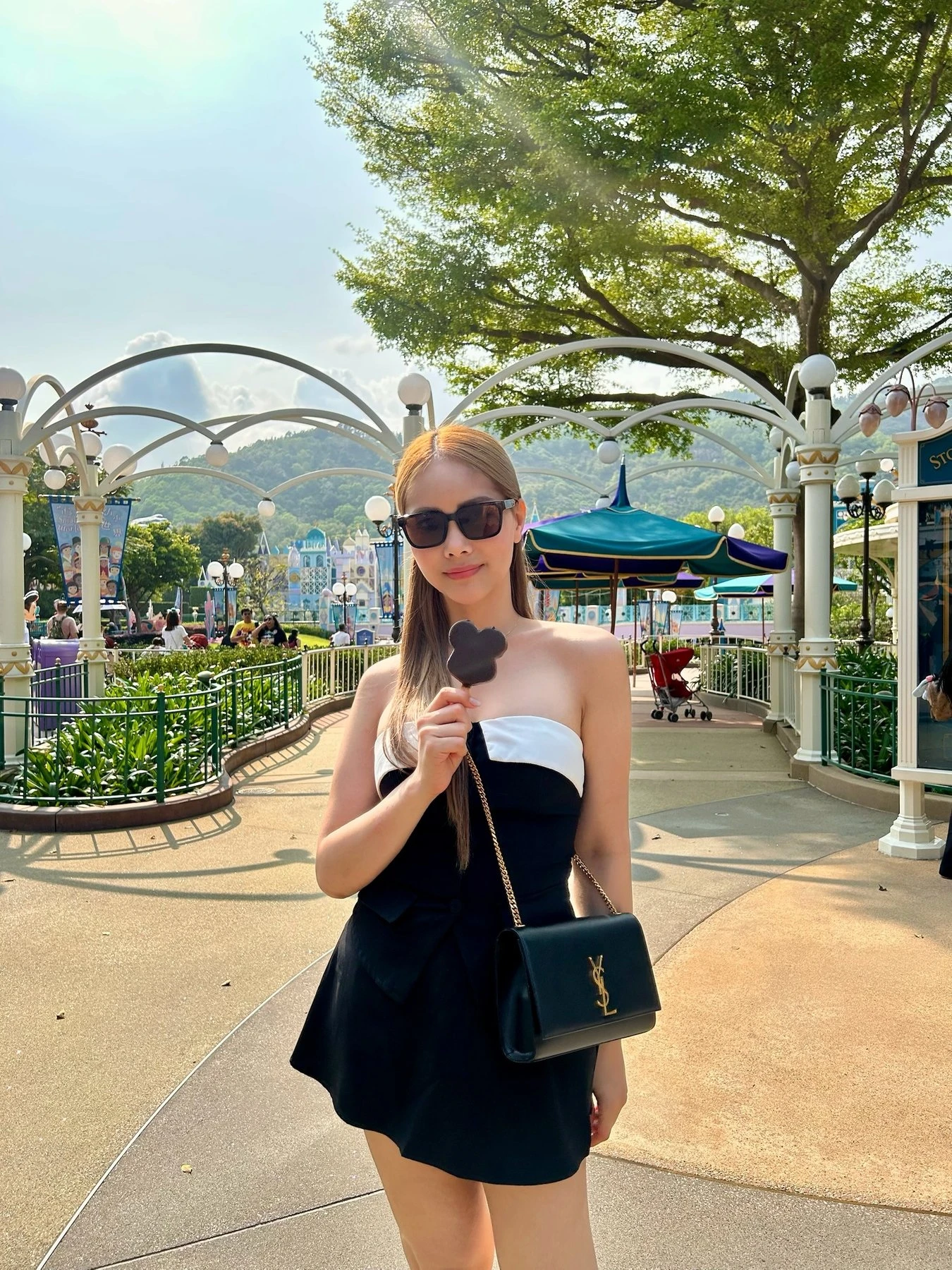 Angella in Macao – Singaporean escort in Macao — 16 / 24