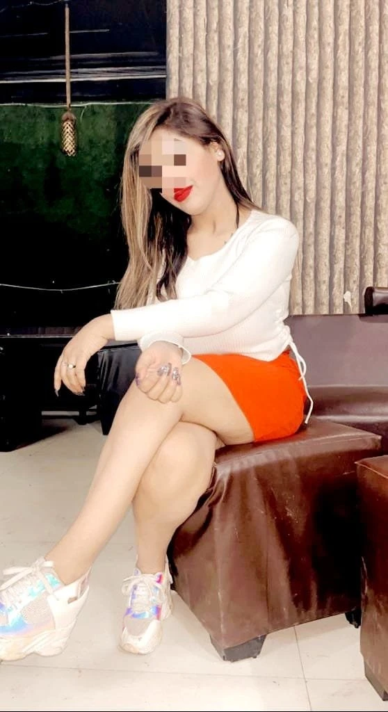 Tannu real meet and Cam Queen – Indian escort in New Delhi — 5 / 16