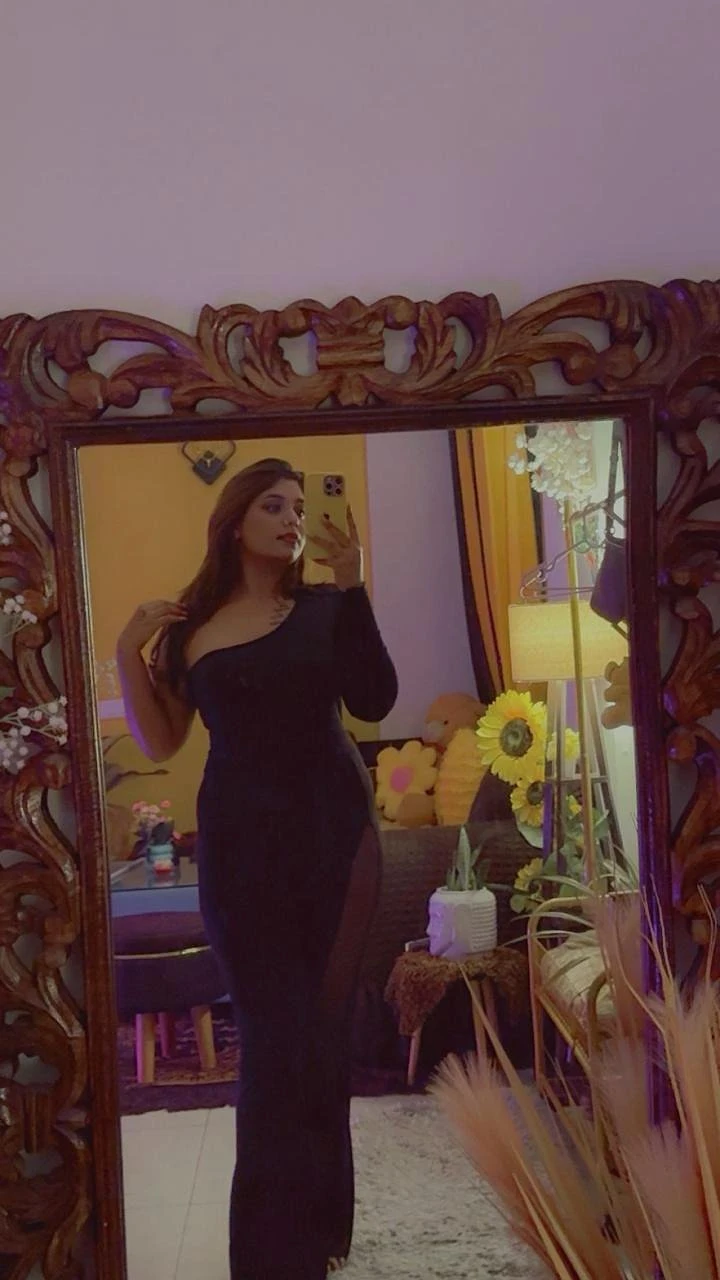 Pink City Queen – Indian escort in Jaipur — 7 / 9