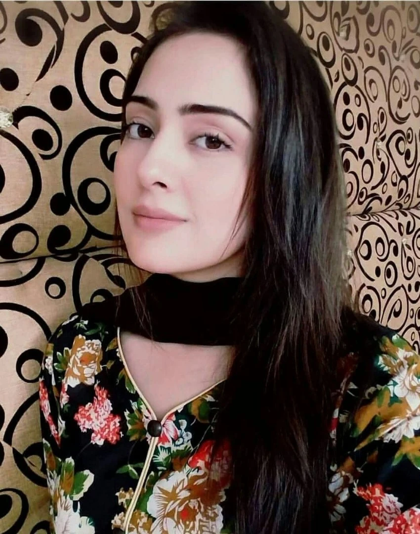 Honey O3O7III3332 – Pakistani escort in Islamabad — 4 / 11