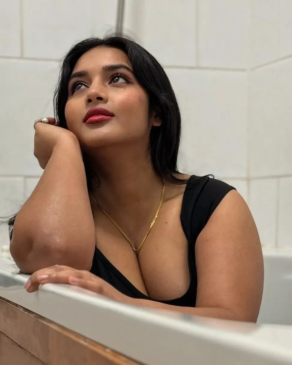 Neha – Indian escort in Manali — 3 / 5