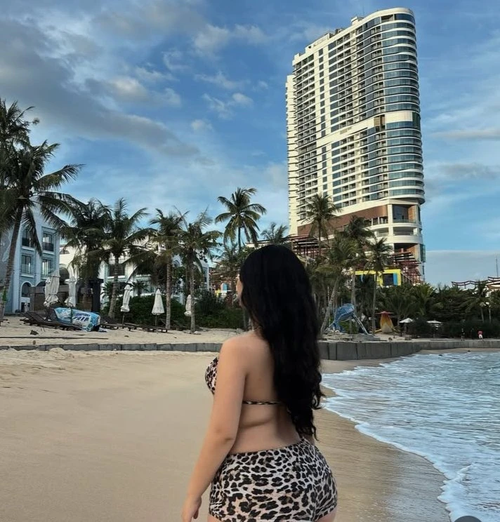 Indian divorce best Pleasure for You! – Brazilian escort in Maldives — 4 / 5