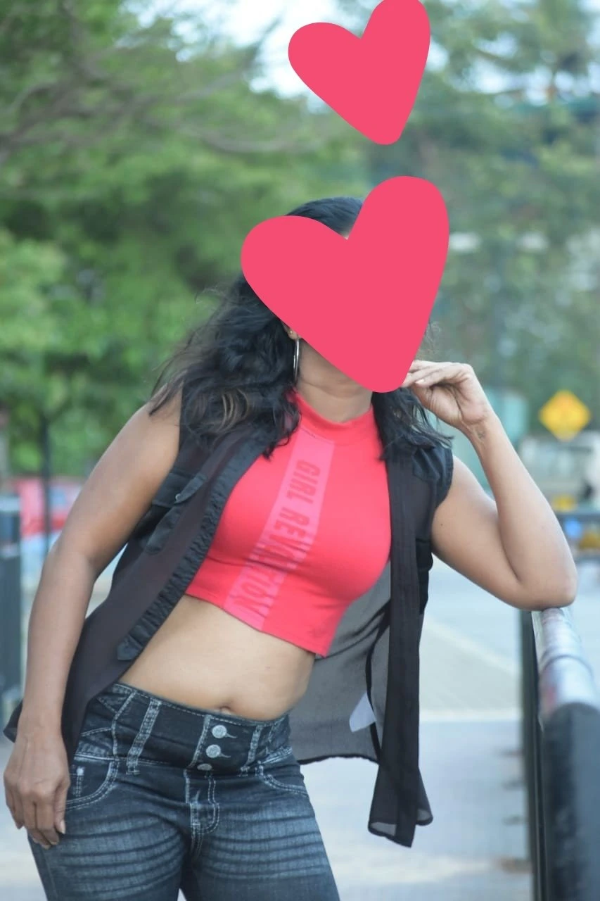 Malshi – Sri Lankan masseuse in Colombo, Escort, Colombo