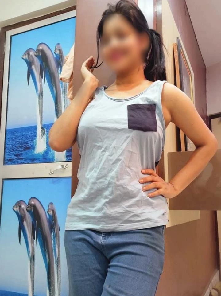 Milli for Meet Ya Cam Session – Indian escort in Pune — 3 / 5