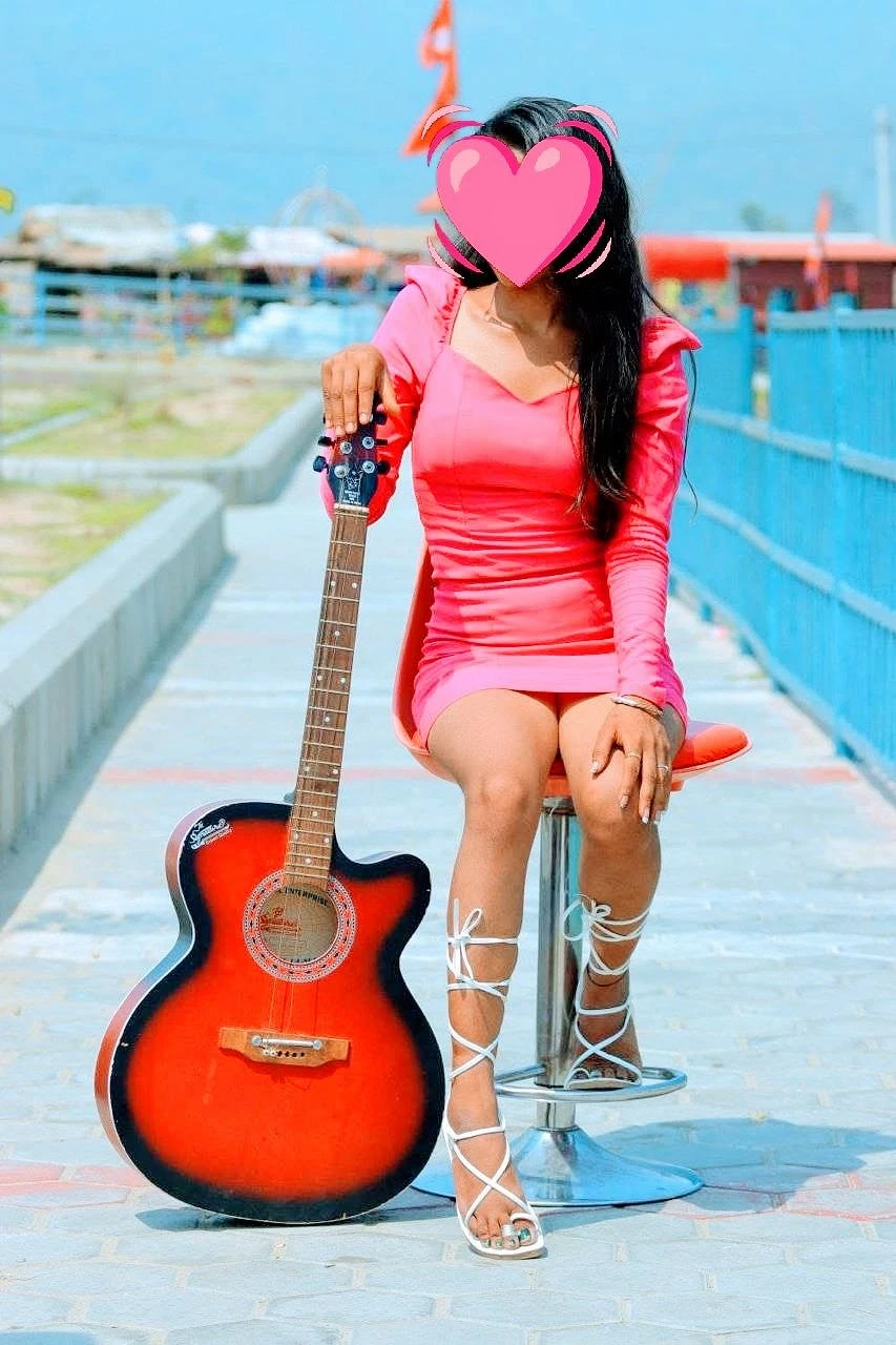 Your Dream Girl Akansha ( Aerocity ) – Indian escort in New Delhi — 3 / 5