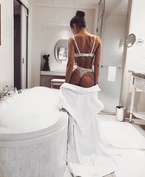 Nana Vip – Russian escort in Beirut — 3 / 4