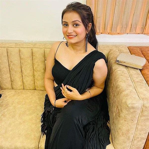 Delhi Escorts Service 921139//6314 – Indian escort in New Delhi — 1 / 3