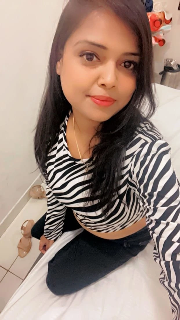 Myra Reddy – Indian escort in Hyderabad — 3 / 5