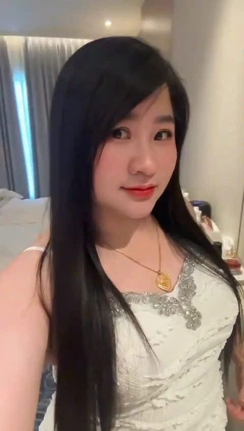 Mina Vip Full Service – Vietnamese masseuse in Mumbai — 8 / 11