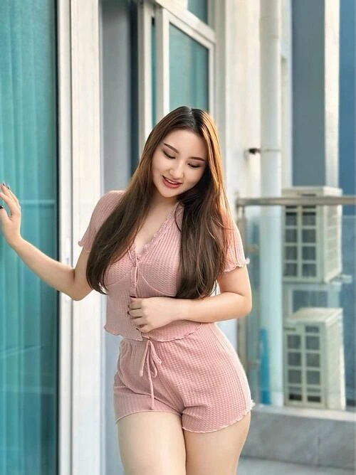 Need Escorts Service in Delhi Call Girls – Indian escort in New Delhi, Escort, New Delhi