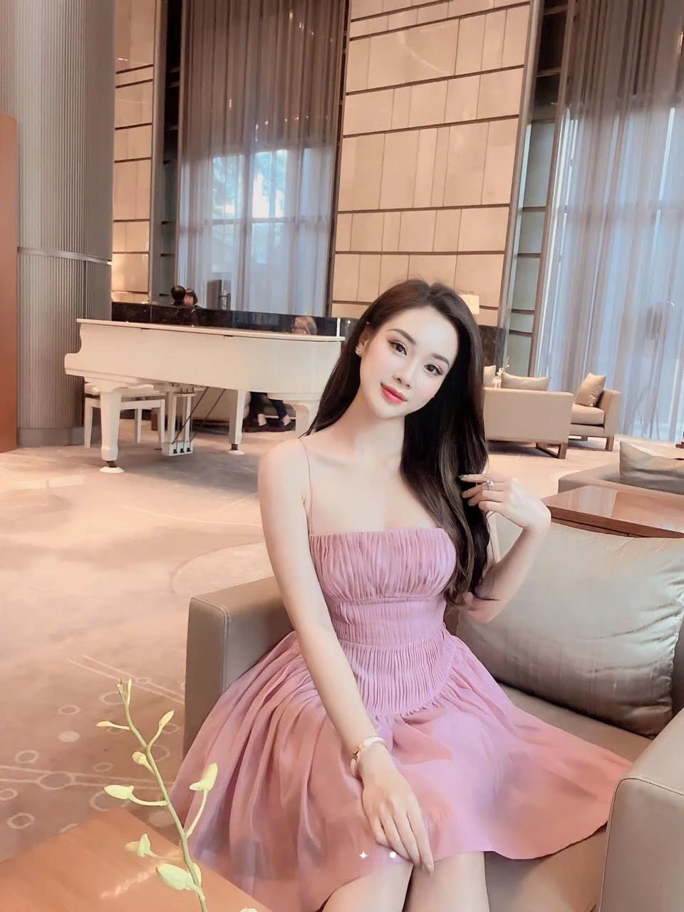 Meowww – Vietnamese escort in Da Nang — 5 / 6