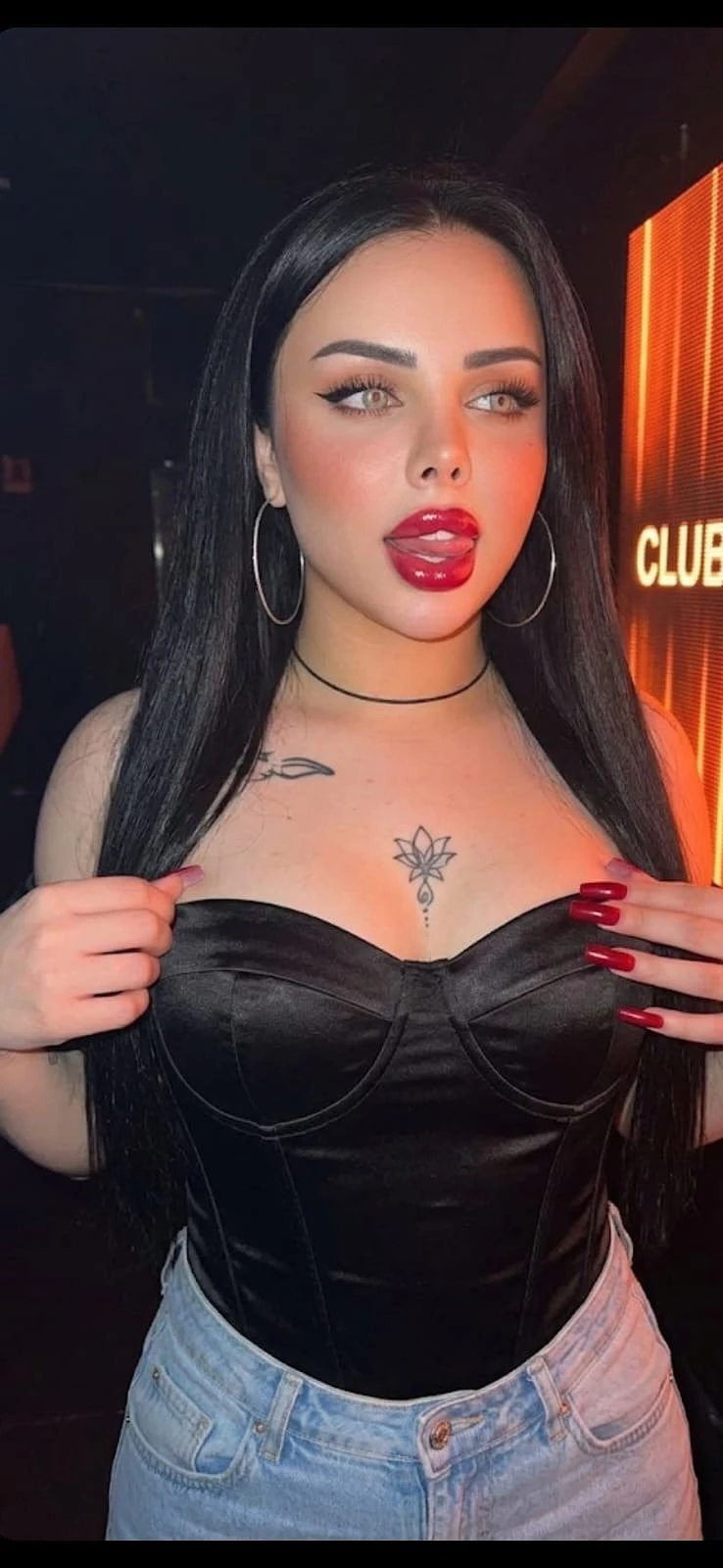 فرولاه – Lebanese escort in Erbil — 10 / 11