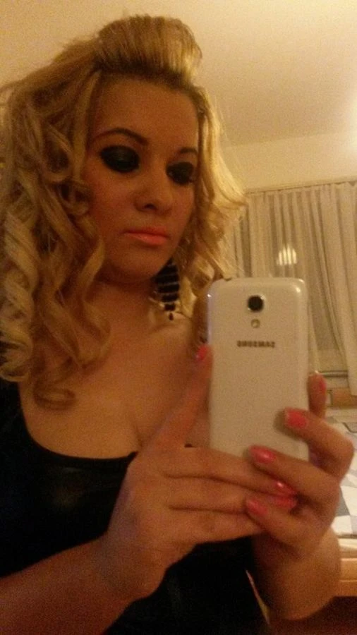 Selena Carmell – Romanian escort in Bucharest — 12 / 18