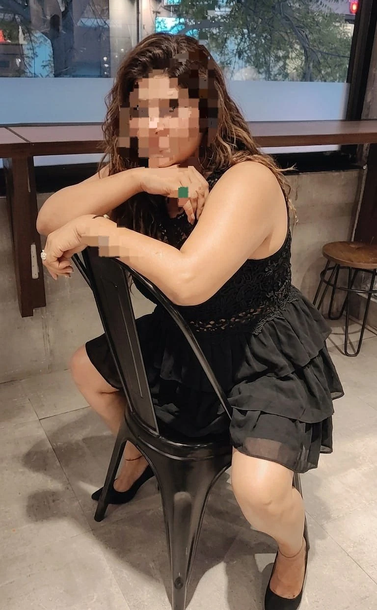 Neha oral queen bhabhi🫦 – Indian adult performer in New Delhi — 26 / 29