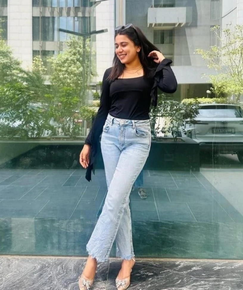 Pihu. 82848, 83755 – Indian escort in Chandigarh — 1 / 5