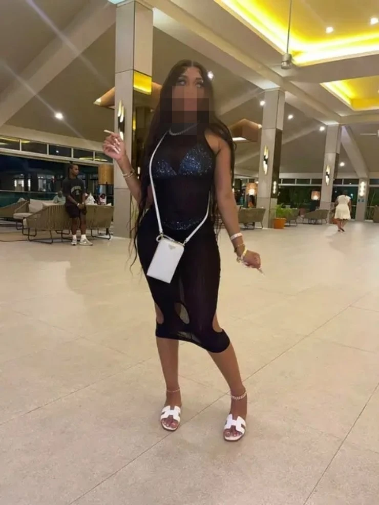 Louelle – Ivorian escort in Abidjan — 3 / 5