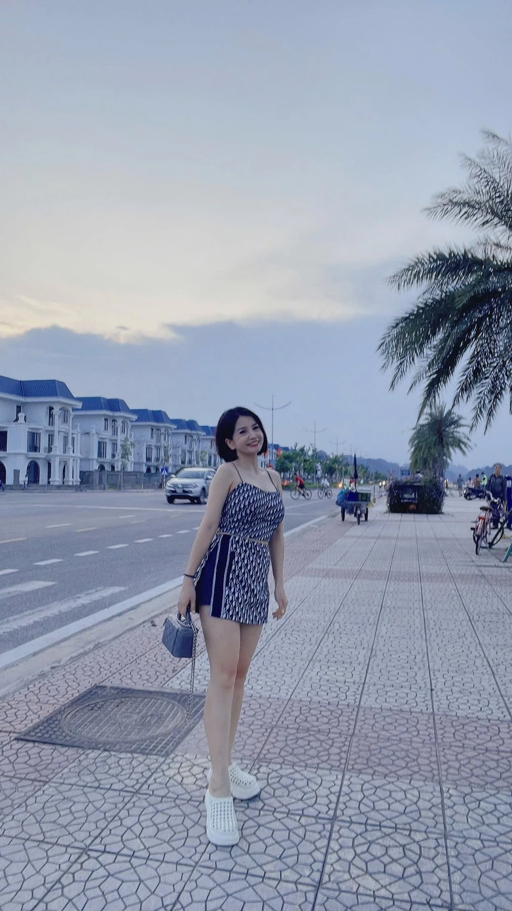 Lina – Vietnamese escort in Hanoi — 2 / 7