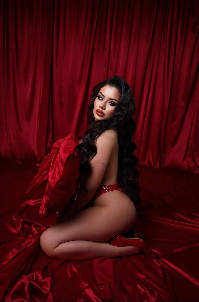 Amelia – Russian escort in Beirut — 2 / 19