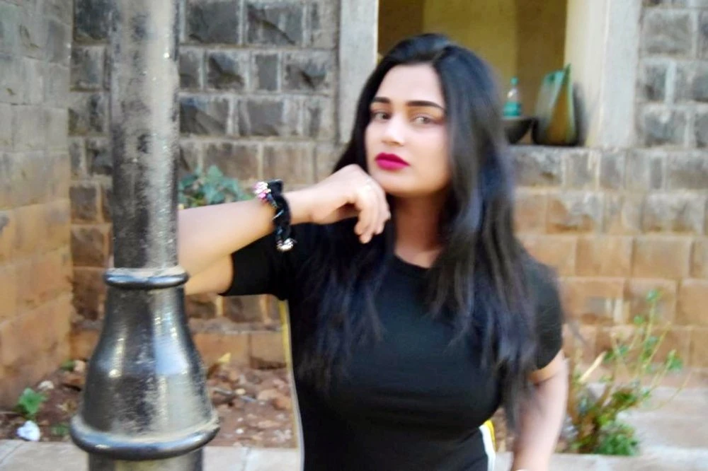Mehak Sharma – Indian escort in Mumbai — 2 / 6