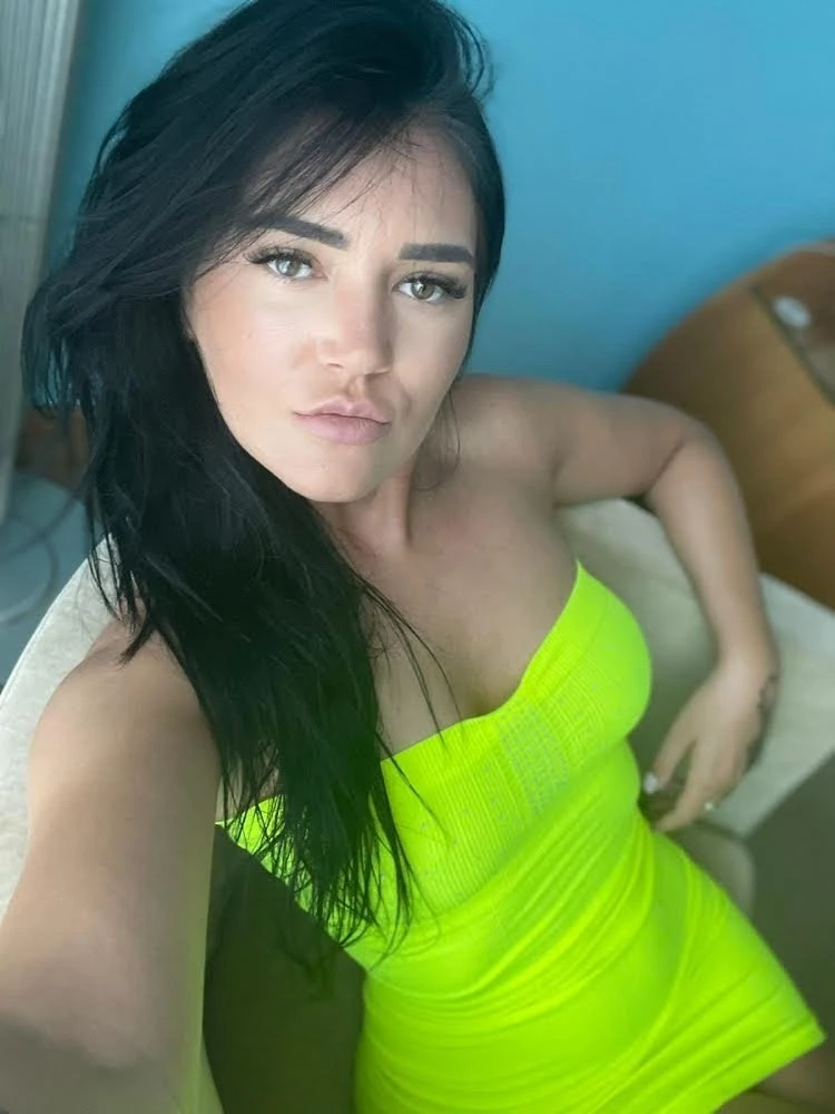 Sarah – Swiss escort in Stockholm — 9 / 13
