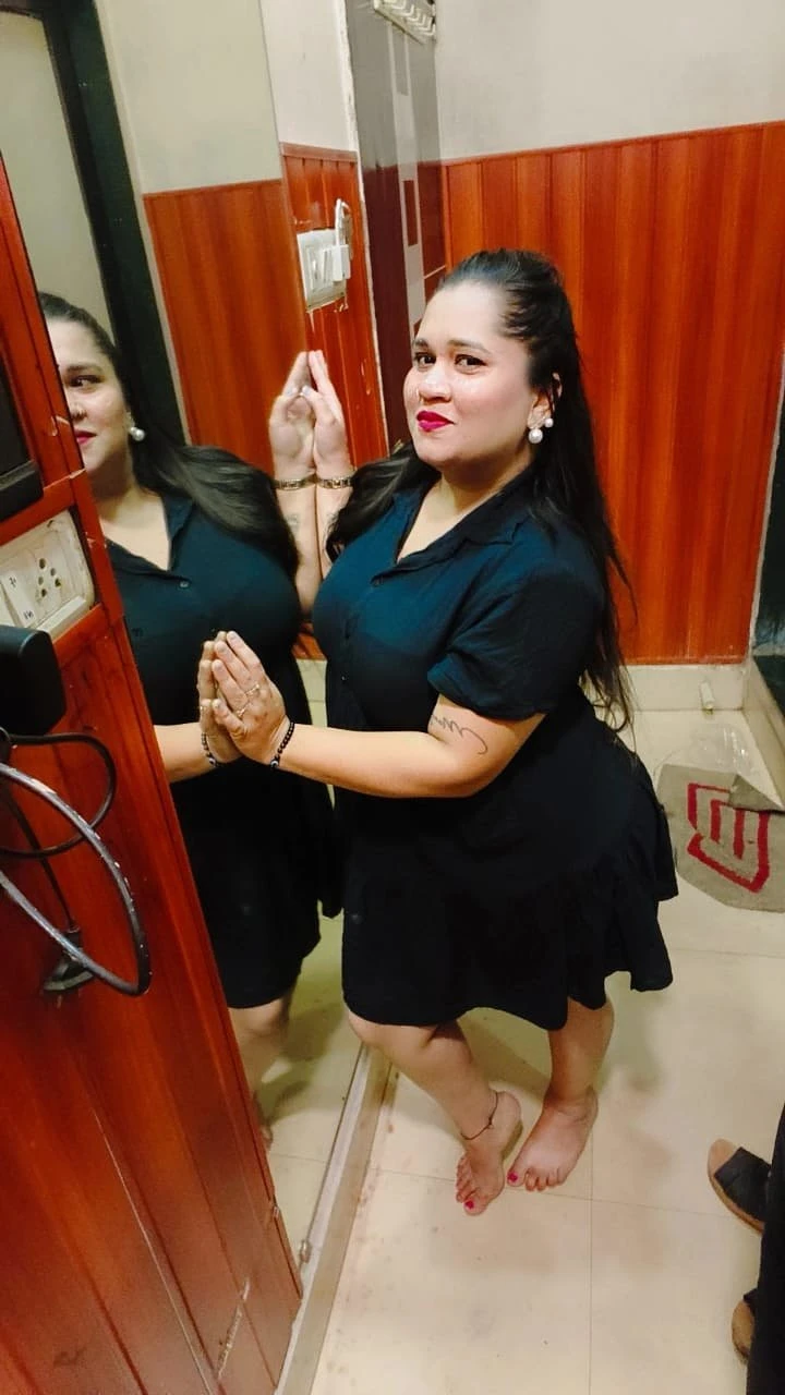 Sharon – Indian escort in Mumbai — 3 / 6