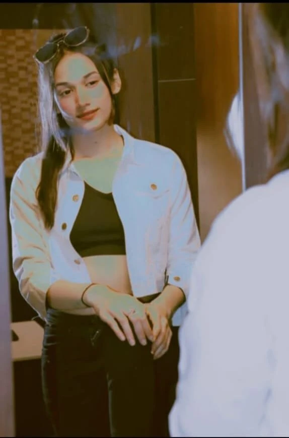 Anushka Sharma – Indian escort in Jaipur — 3 / 5
