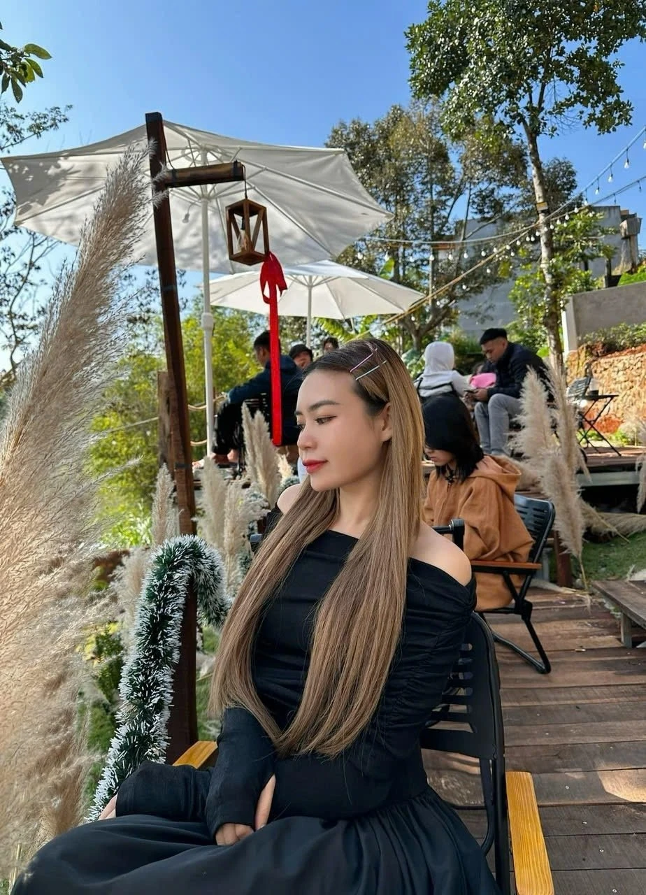 Jasmine in Mumbai – escort in Mumbai — 3 / 6