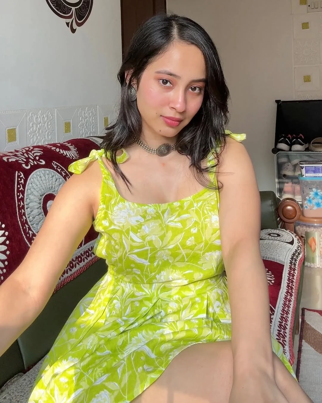 Janvi – Indian escort in Kochi — 2 / 4