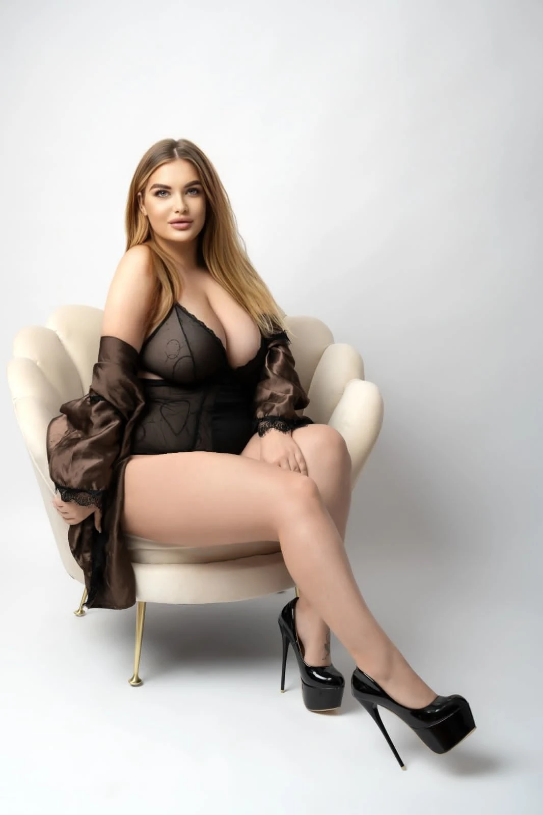 Anna – Russian escort in Mumbai — 3 / 7